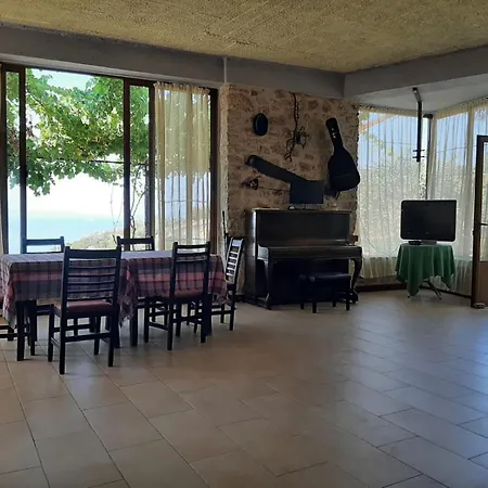 Apartment A&a